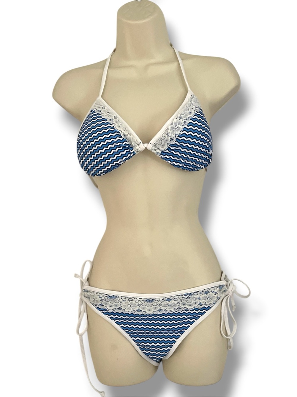 Zeraca Blue Chevron Lace-Trim Halter Bikini Set - Women Swim Medium